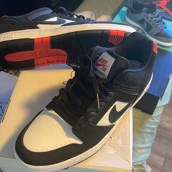 Nike Air Force ll 2 SB white Habanero red black - Picture 2 of 3